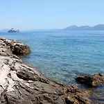 Triple 6734c Sućuraj