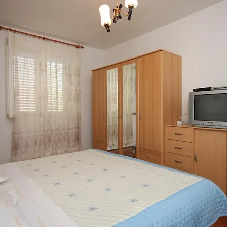Guest house Triple 6734c 3*