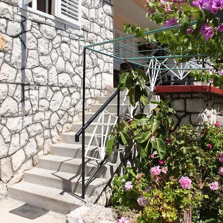 Konukevi Triple 6734c